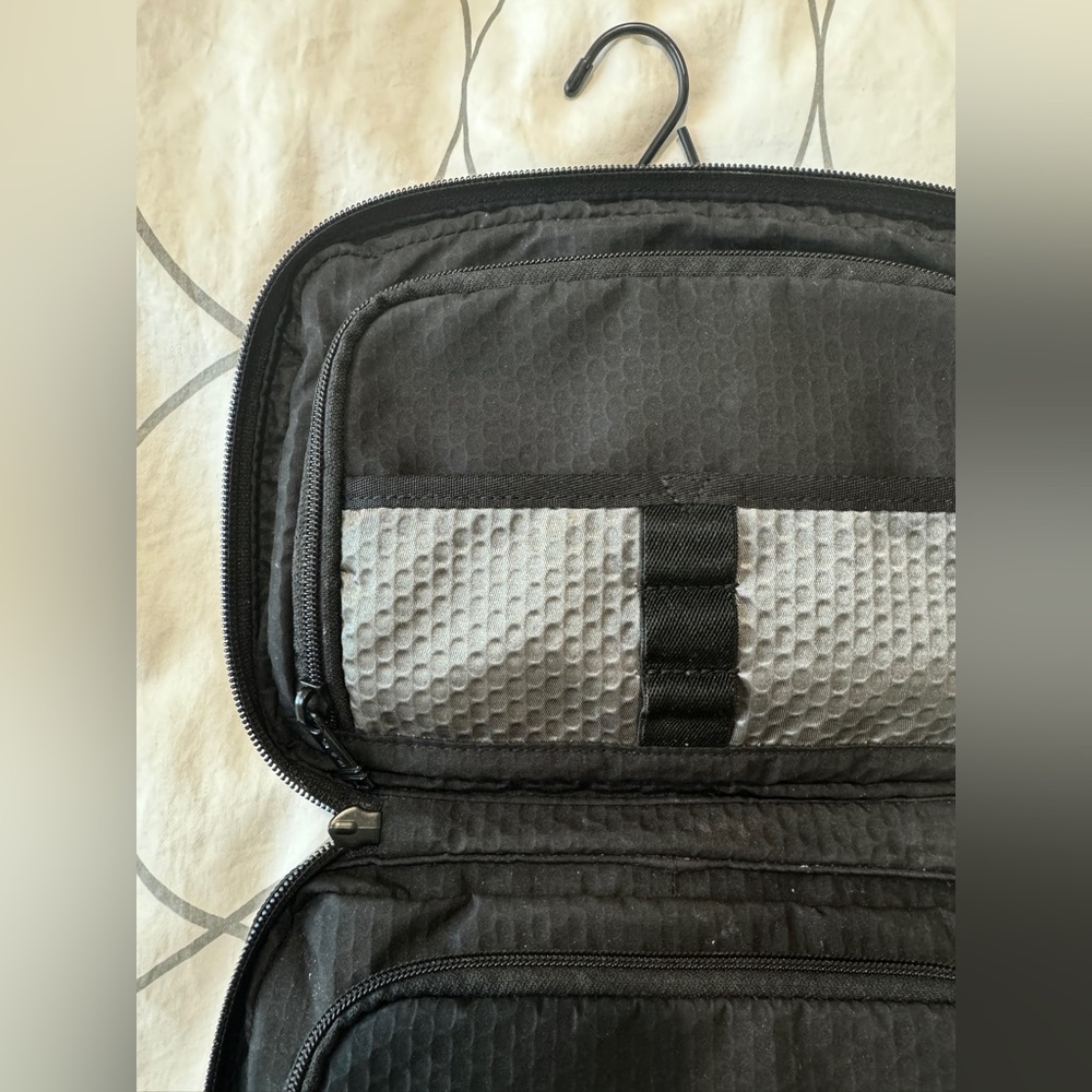 Tumi Alpha Bravo Reno Travel/Dopp Kit, Black - Picture 8 of 12